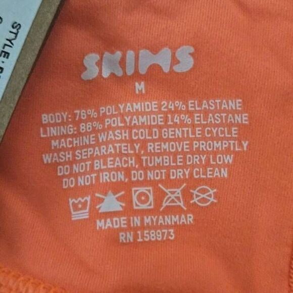 SKIMS FITS EVERYBODY CROSS FRONT BRA NWT - Picture 9 of 10